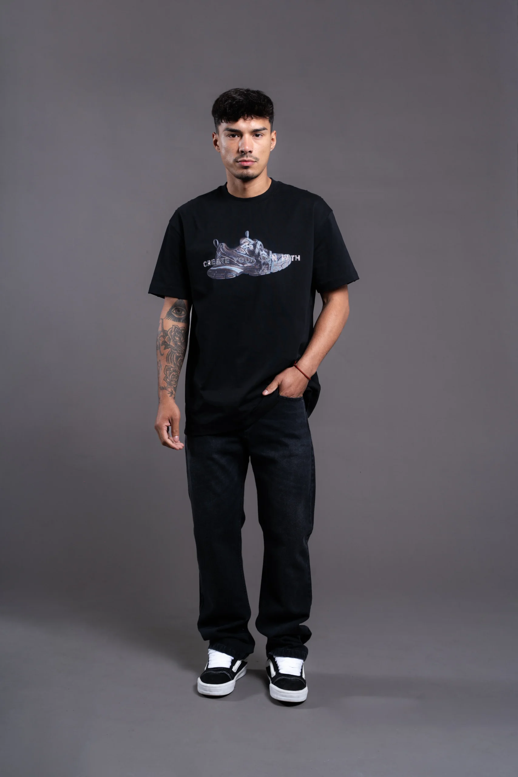 Relaxed Shadow Black